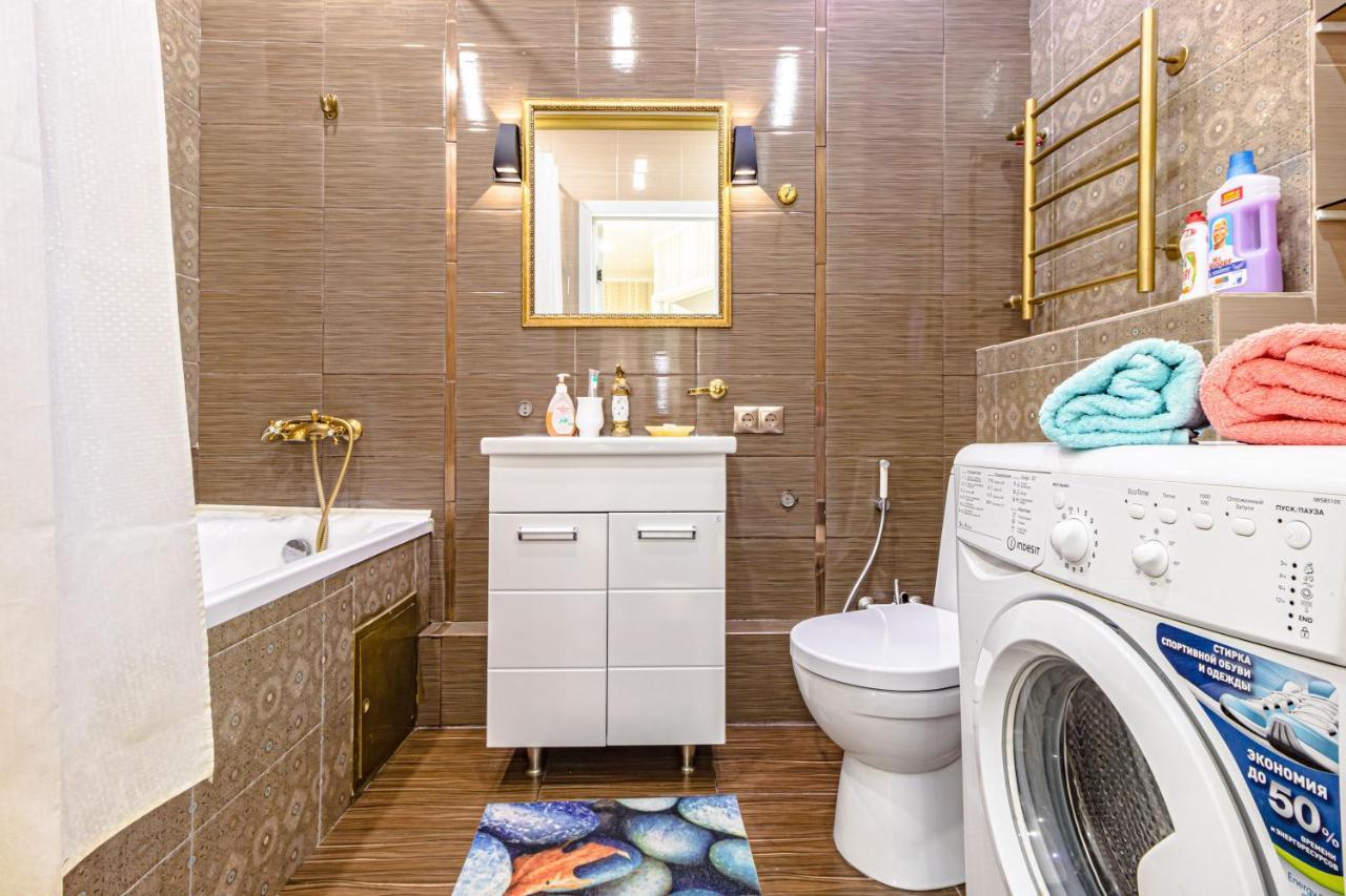 "7 Я-41" Apartment Asztana Kültér fotó
