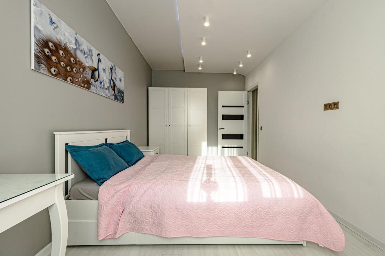 "7 Я-41" Apartment Asztana Kültér fotó